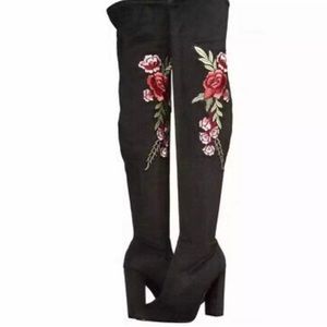 NEW Steve Madden Mozee Over Knee Embroidered Boot. Size 7